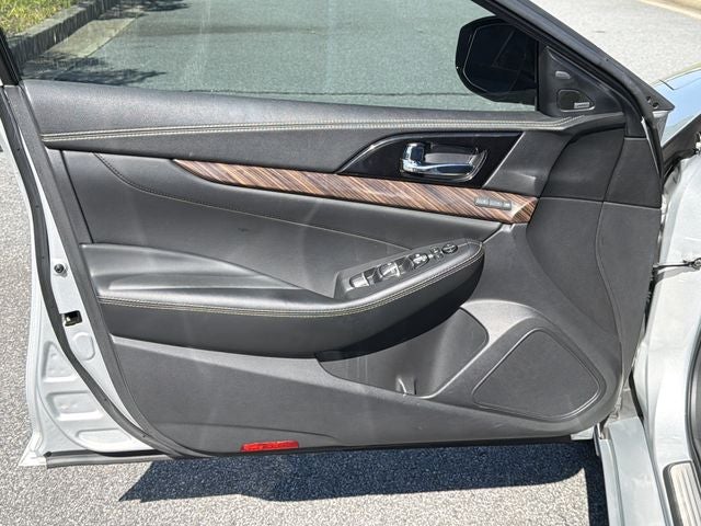 2017 Nissan Maxima Platinum