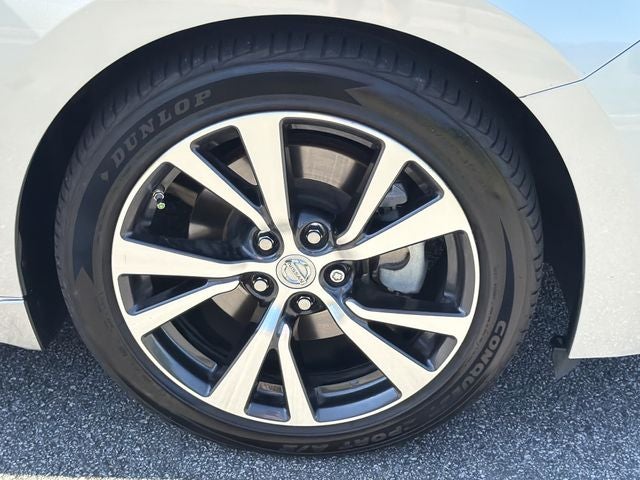 2017 Nissan Maxima Platinum