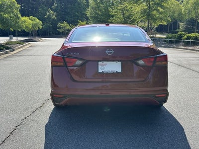 2025 Nissan Altima 2.5 SV