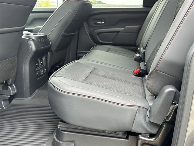 2024 Nissan Titan PRO-4X