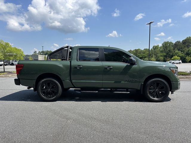 2024 Nissan Titan SV