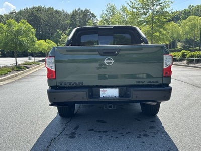 2024 Nissan Titan SV