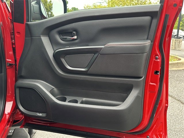 2024 Nissan Titan PRO-4X