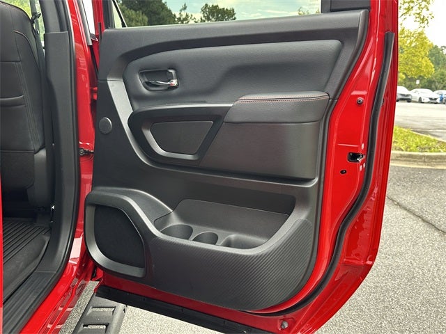 2024 Nissan Titan PRO-4X