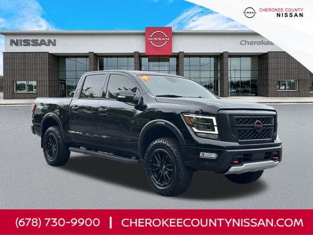 2024 Nissan Titan PRO-4X