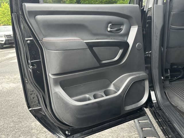 2024 Nissan Titan PRO-4X