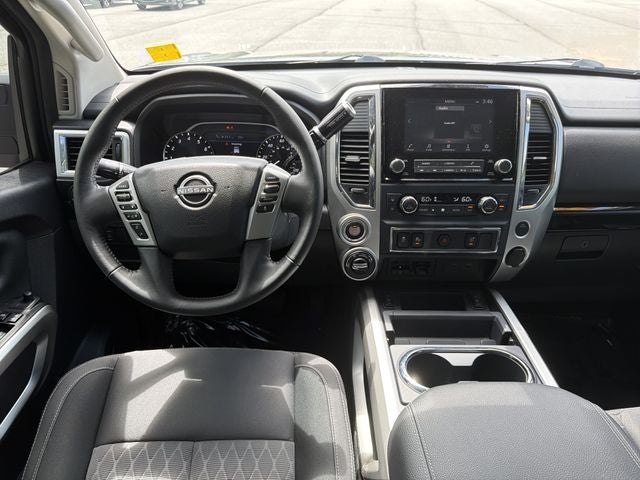 2024 Nissan Titan SV