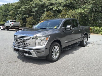 2024 Nissan Titan SV