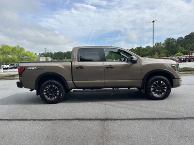 2024 Nissan Titan PRO-4X