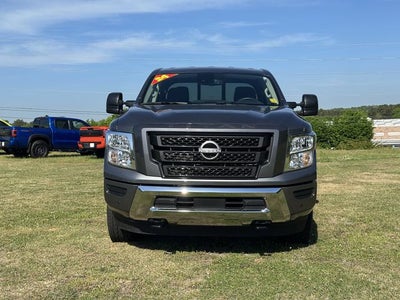 2024 Nissan Titan XD SV