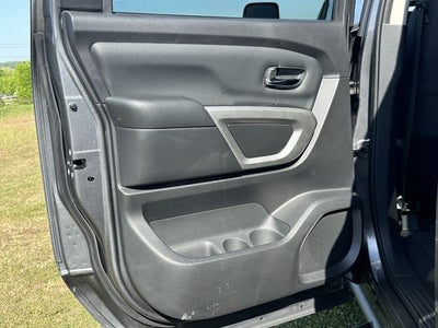 2024 Nissan Titan XD SV