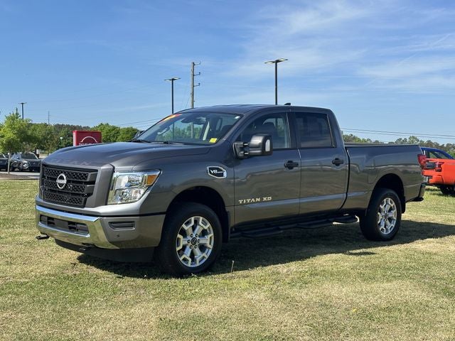 2024 Nissan Titan XD SV