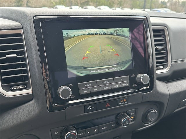 2024 Nissan Frontier SV