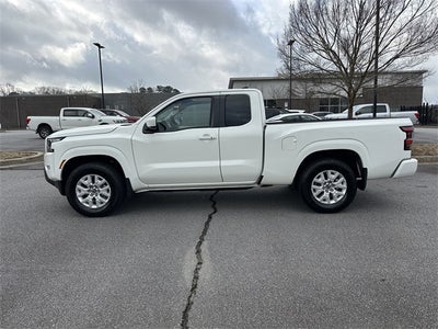 2024 Nissan Frontier SV