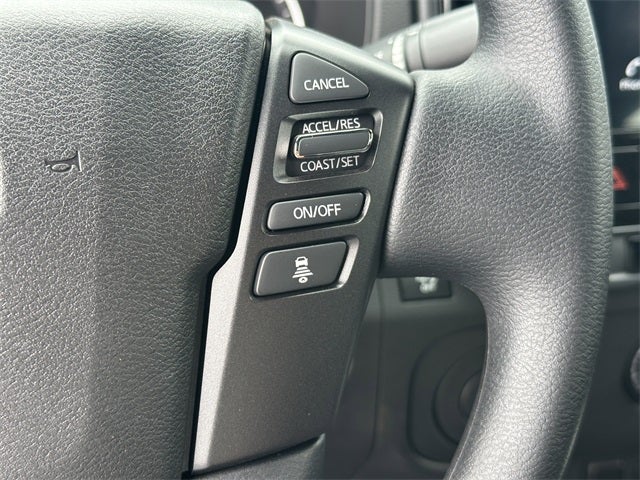 2026 Nissan Frontier SV Dark Armor