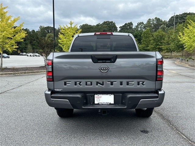 2026 Nissan Frontier SV Dark Armor