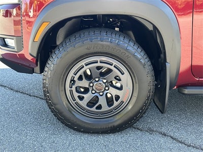 2025 Nissan Frontier PRO-4X