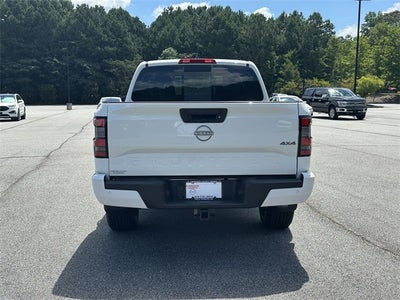 2025 Nissan Frontier SV