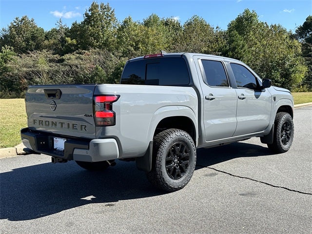 2026 Nissan Frontier SV Dark Armor 1" LIFT