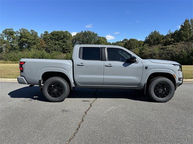 2026 Nissan Frontier SV Dark Armor 1" LIFT