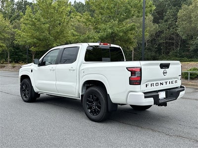 2026 Nissan Frontier SV Dark Armor