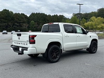 2026 Nissan Frontier SV Dark Armor