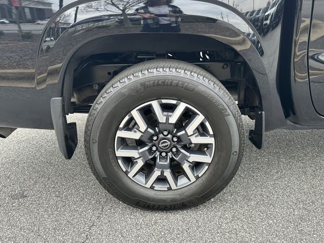 2024 Nissan Frontier SL