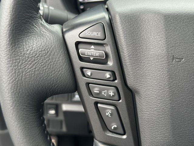 2024 Nissan Frontier SL