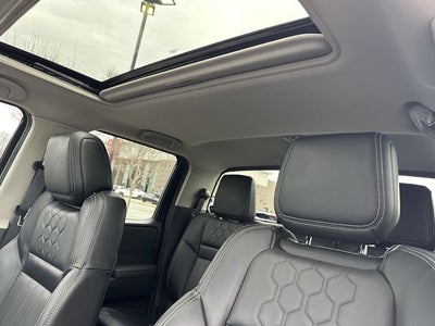 2024 Nissan Frontier SL