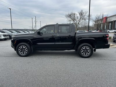 2024 Nissan Frontier SL