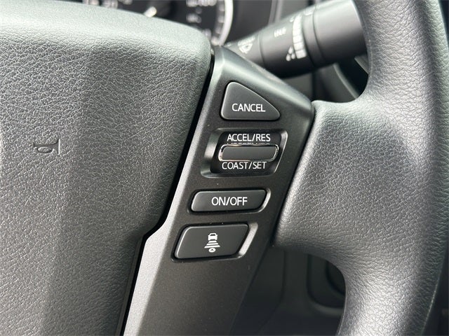 2026 Nissan Frontier SV Dark Armor