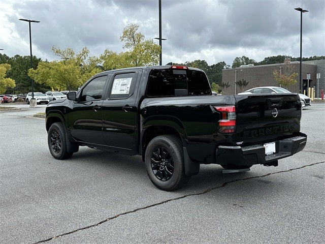 2026 Nissan Frontier SV Dark Armor