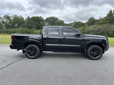 2026 Nissan Frontier SV Dark Armor