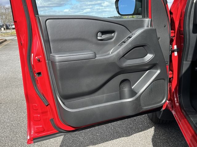 2023 Nissan Frontier S