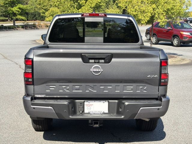 2027 Nissan Frontier SV
