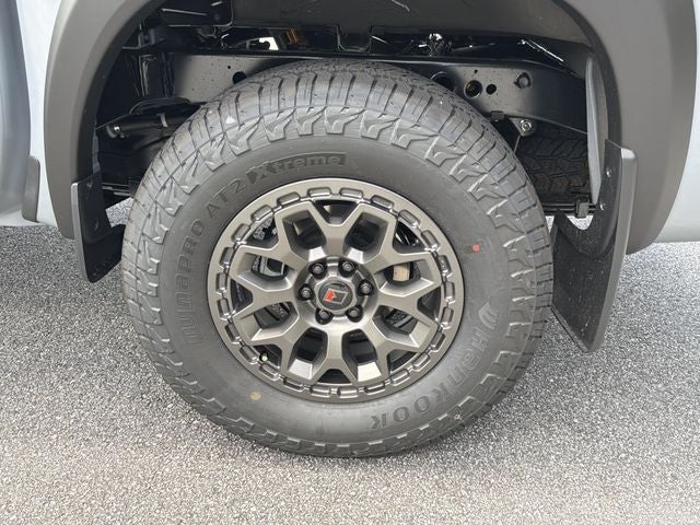 2026 Nissan Frontier PRO-4X w/R Package