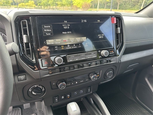 2026 Nissan Frontier SV Dark Armor