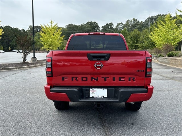2026 Nissan Frontier SV Dark Armor