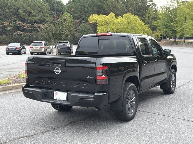 2027 Nissan Frontier SV