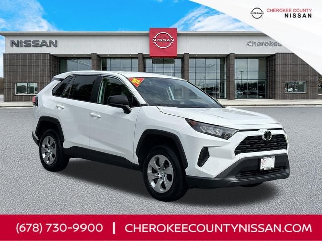 2022 Toyota RAV4 LE