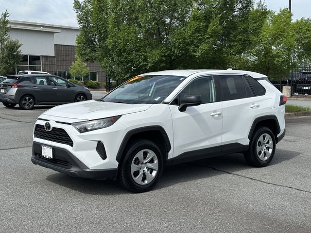 2022 Toyota RAV4 LE