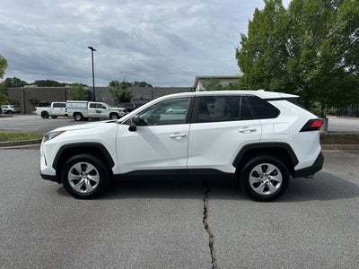 2022 Toyota RAV4 LE