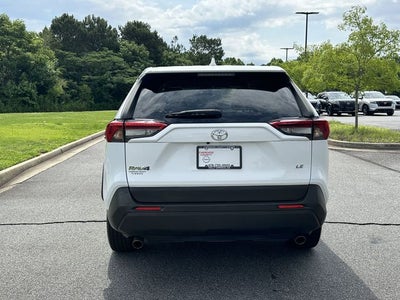 2022 Toyota RAV4 LE