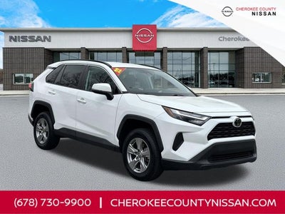 2022 Toyota RAV4 XLE