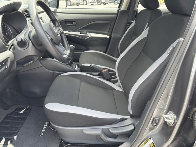 2025 Nissan Versa 1.6 S Manual