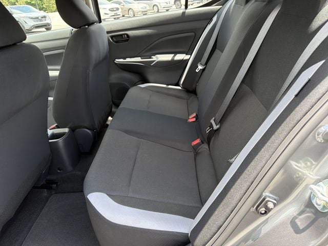 2025 Nissan Versa 1.6 S Manual