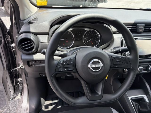 2025 Nissan Versa 1.6 S Manual