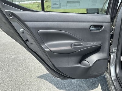 2025 Nissan Versa 1.6 SR