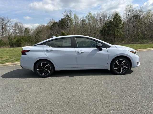 2025 Nissan Versa 1.6 SR