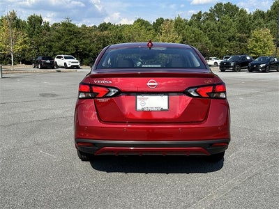 2025 Nissan Versa 1.6 SR